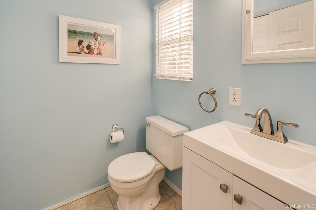 100 Woodlake Drive W - Photo 18