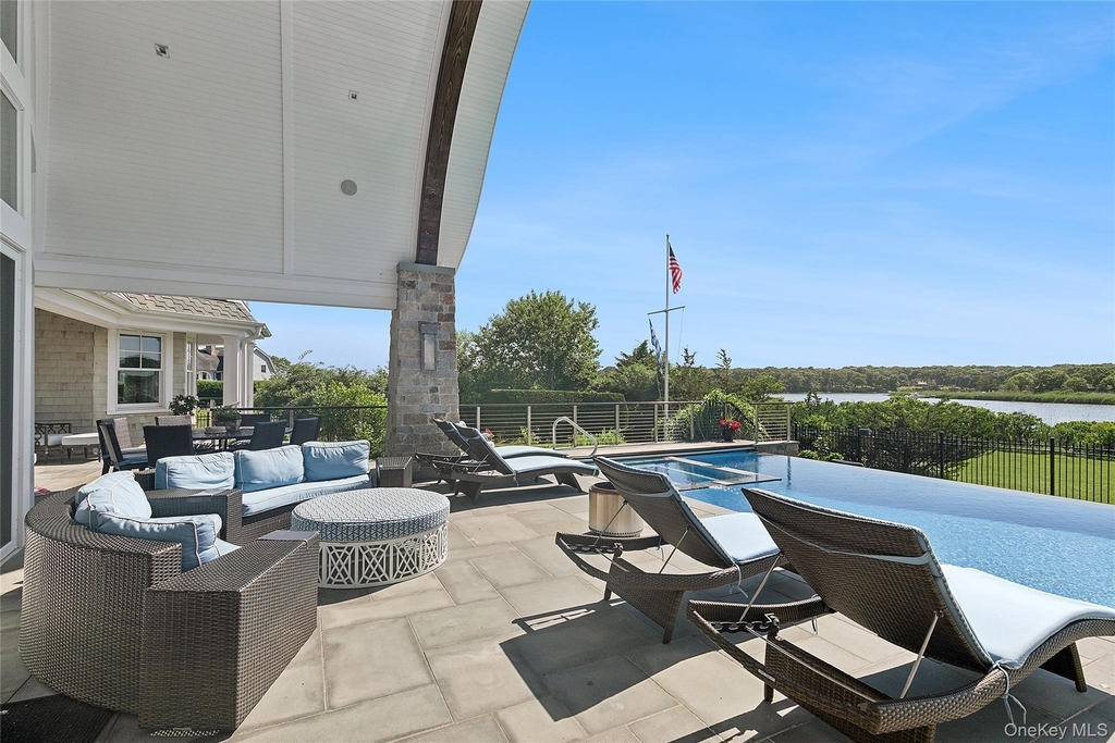 61 A South Bay Avenue - Photo 34