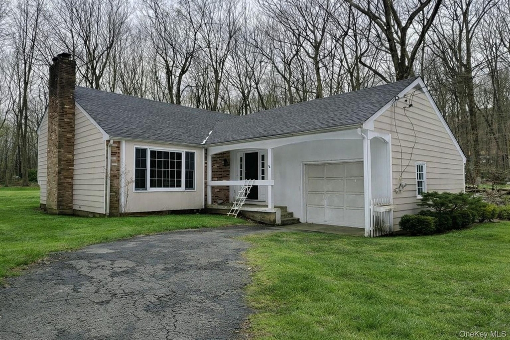 4 Briggs Lane - Photo 0
