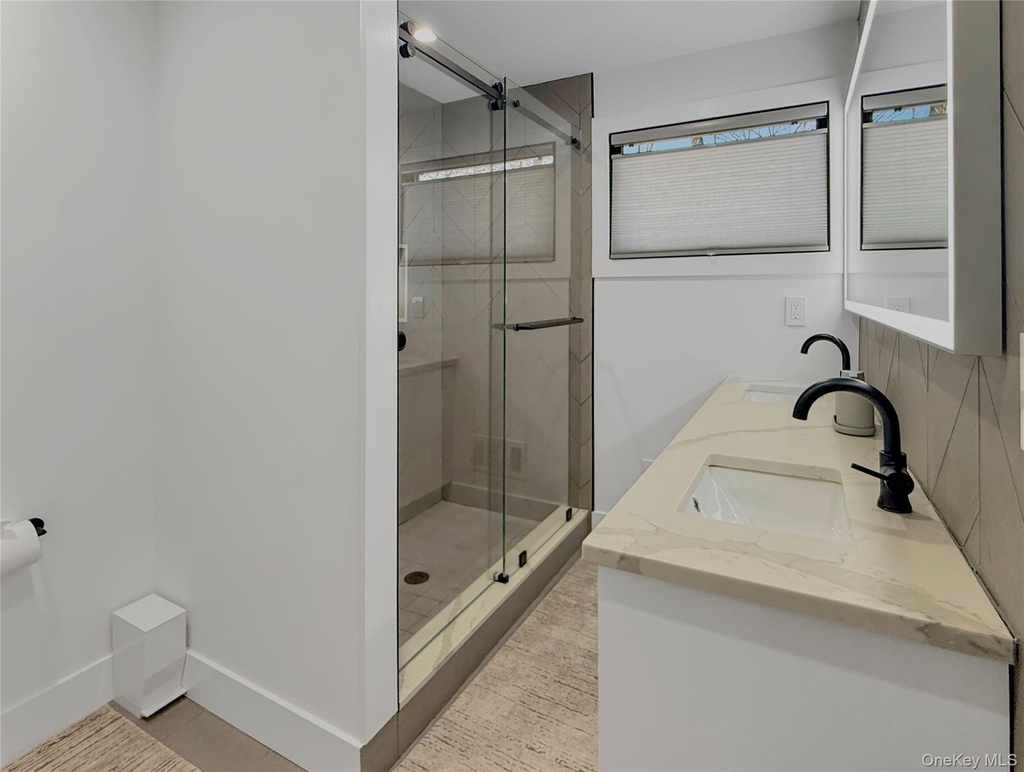 12 Hudson River Lane - Photo 12