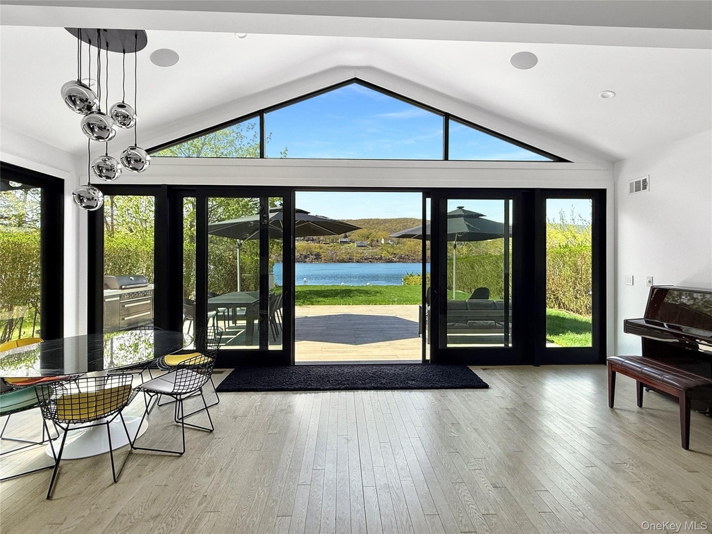 12 Hudson River Lane - Photo 16