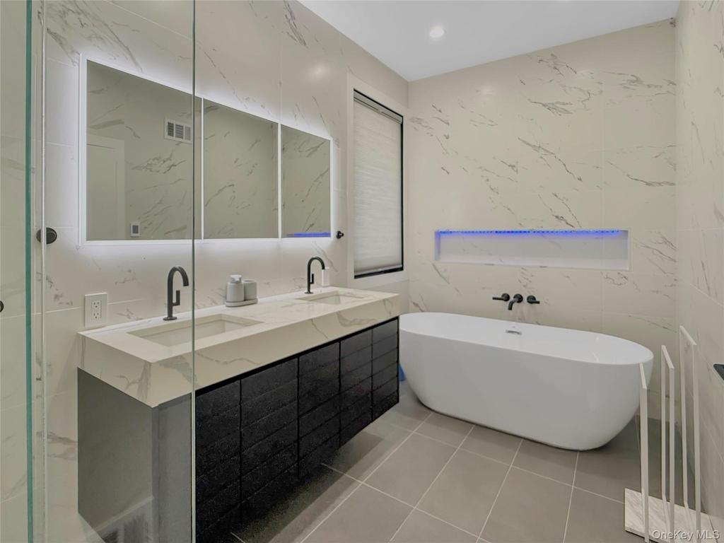 12 Hudson River Lane - Photo 6