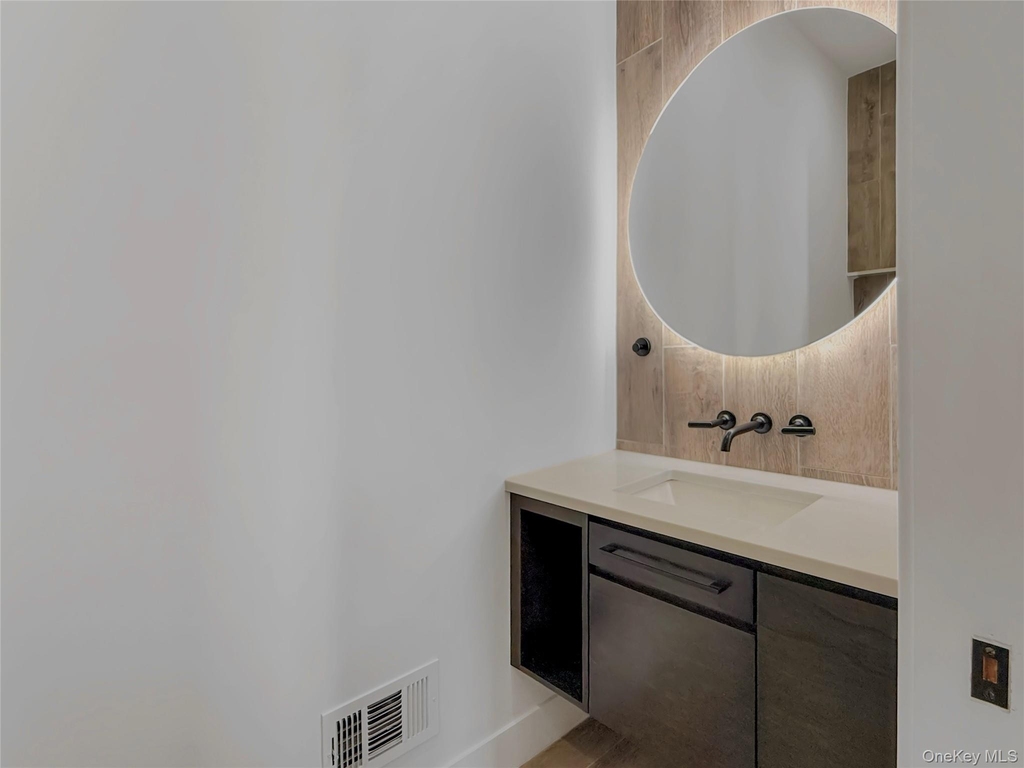 12 Hudson River Lane - Photo 9