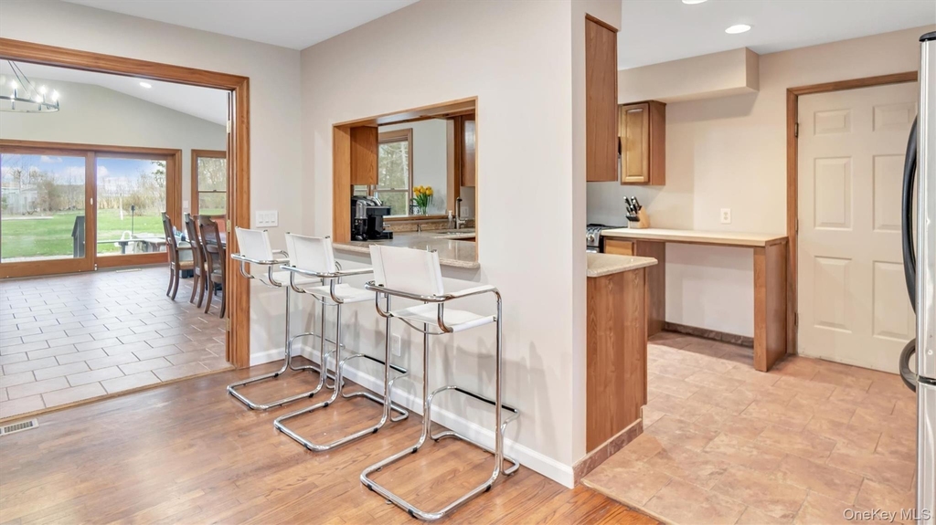 120 Promenade Drive - Photo 2