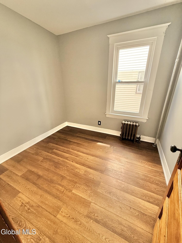 1120 Pleasant Street - Photo 7