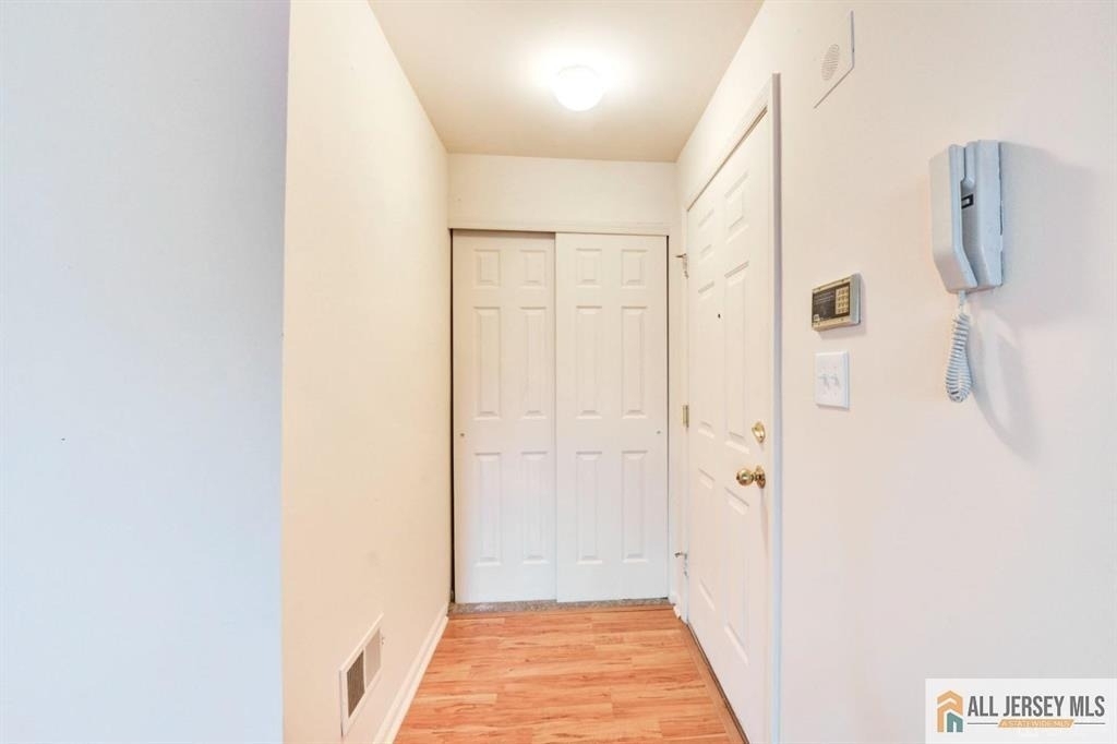 1909 Tanglewood Court - Photo 3