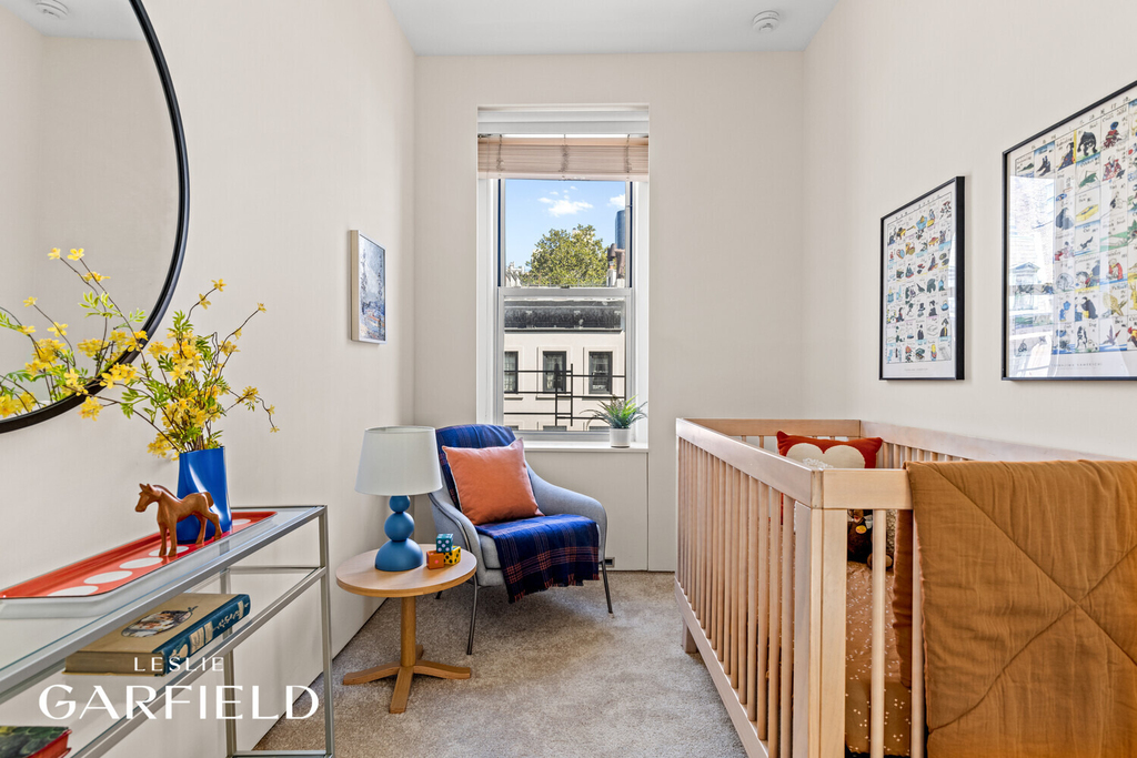 240 E 61st Street - Photo 15