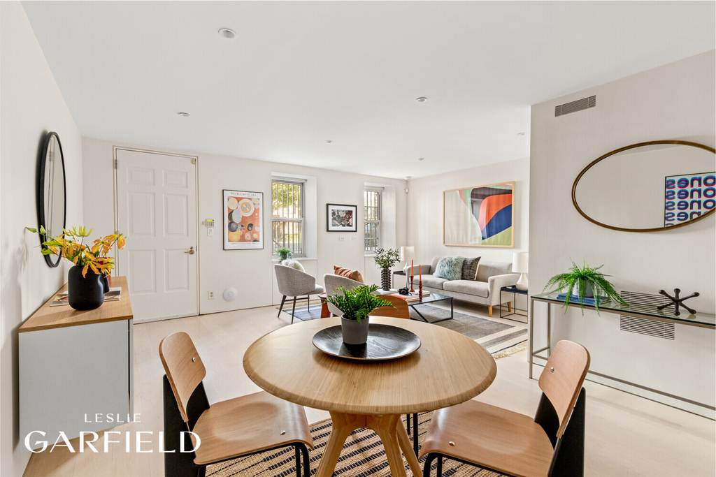 240 E 61st Street - Photo 19