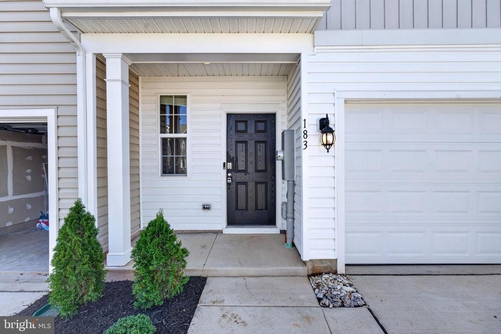 183 Caterpillar Drive - Photo 3