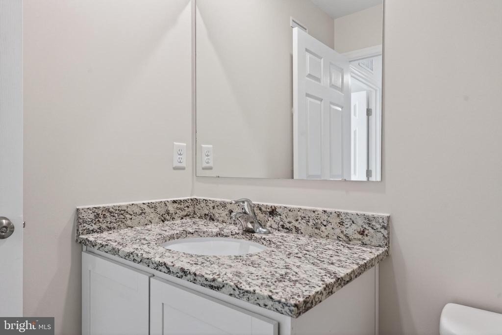 183 Caterpillar Drive - Photo 28