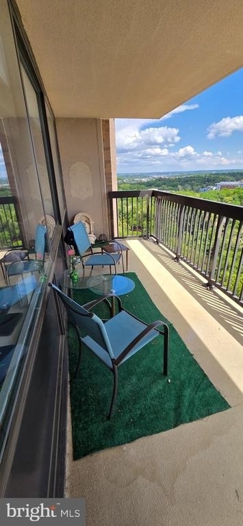3709 S George Mason Drive - Photo 21