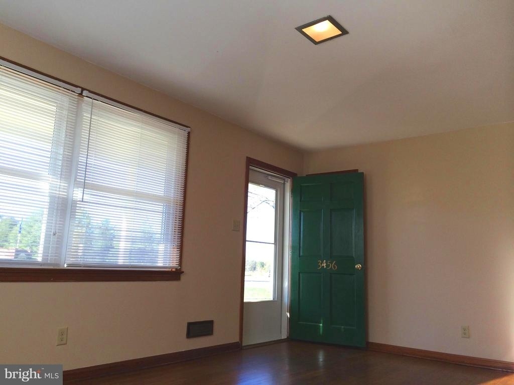3456 Fall Hill Avenue - Photo 9