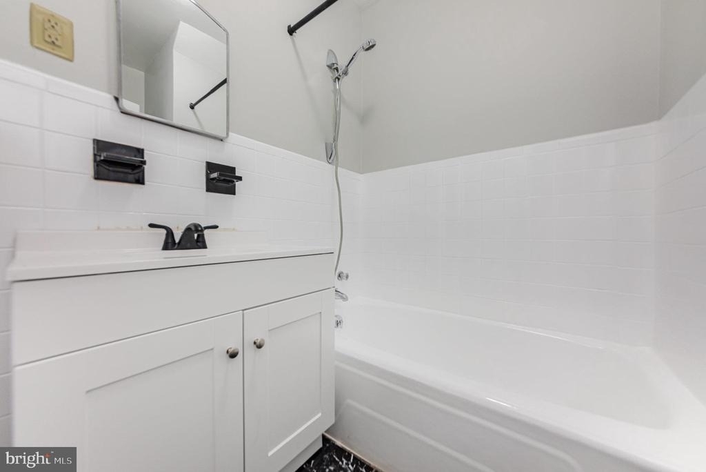 503 Caroline Street - Photo 9