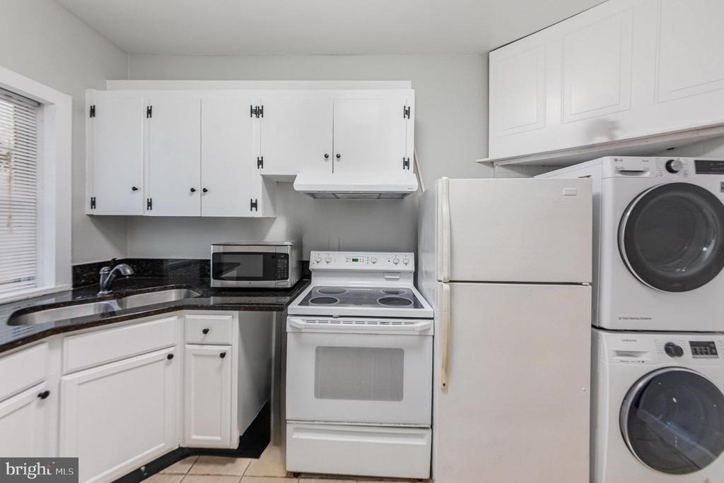 503 Caroline Street - Photo 4