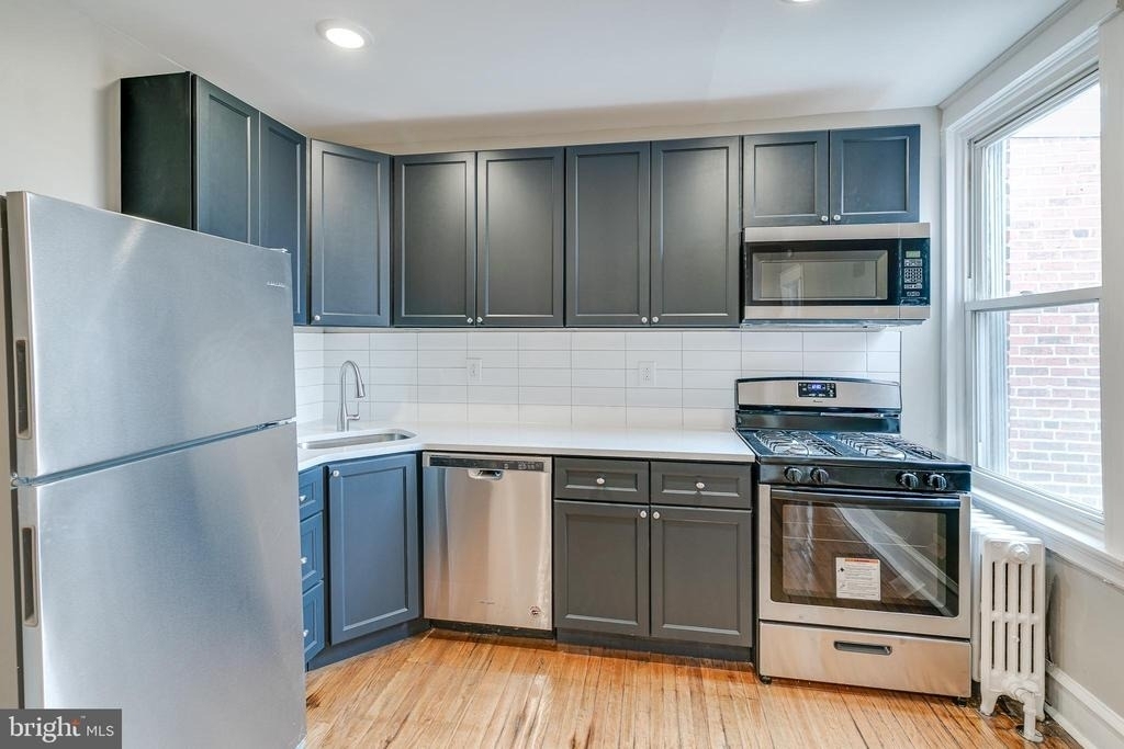 1117 Rosalie Street - Photo 3