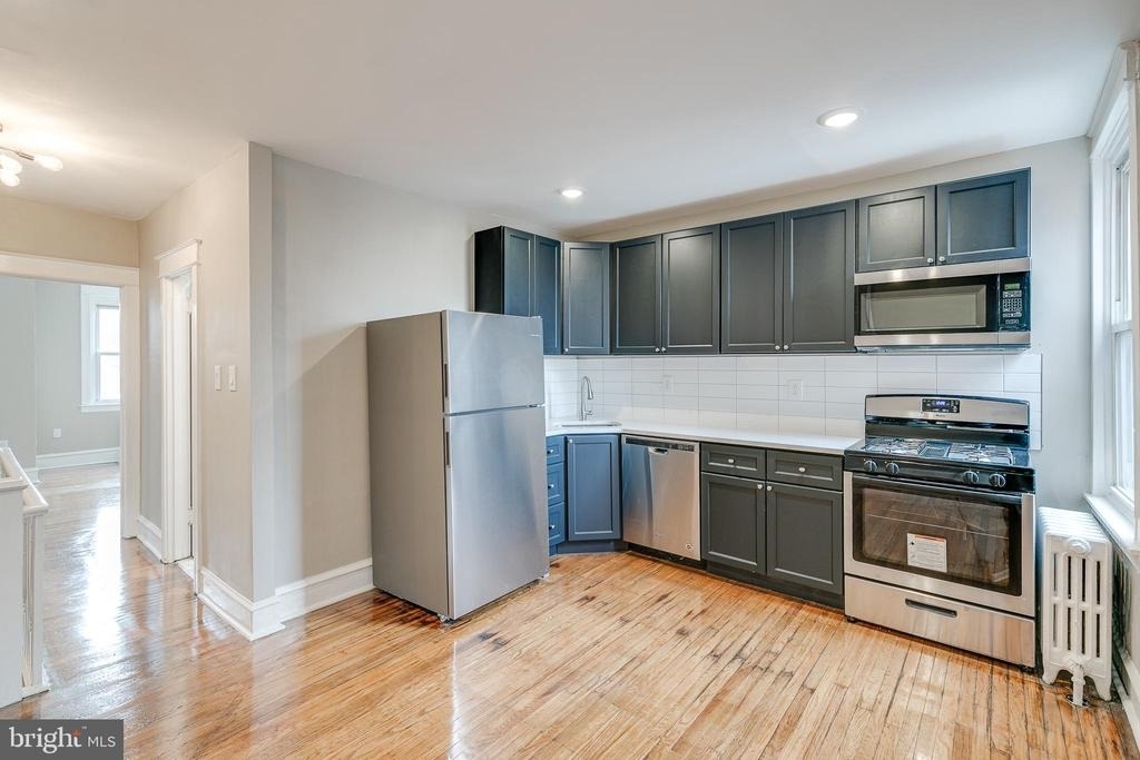 1117 Rosalie Street - Photo 2