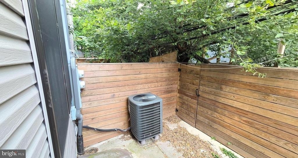 5233 Chancellor Street - Photo 21