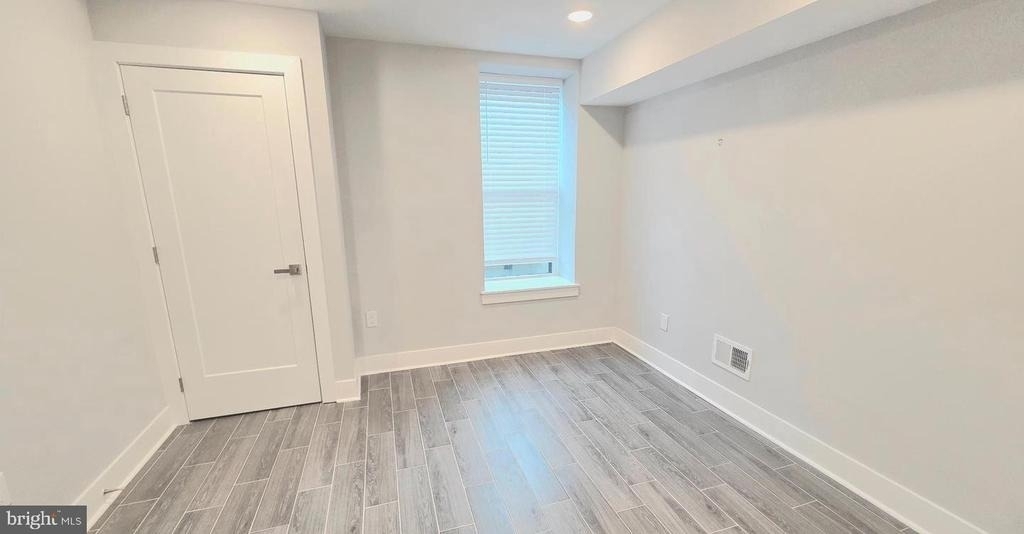5233 Chancellor Street - Photo 18