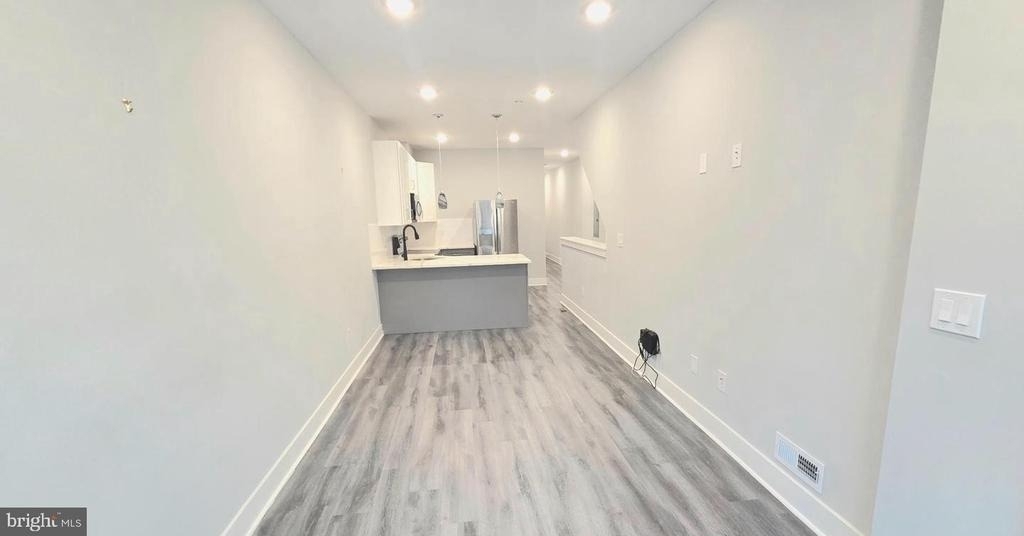 5233 Chancellor Street - Photo 4