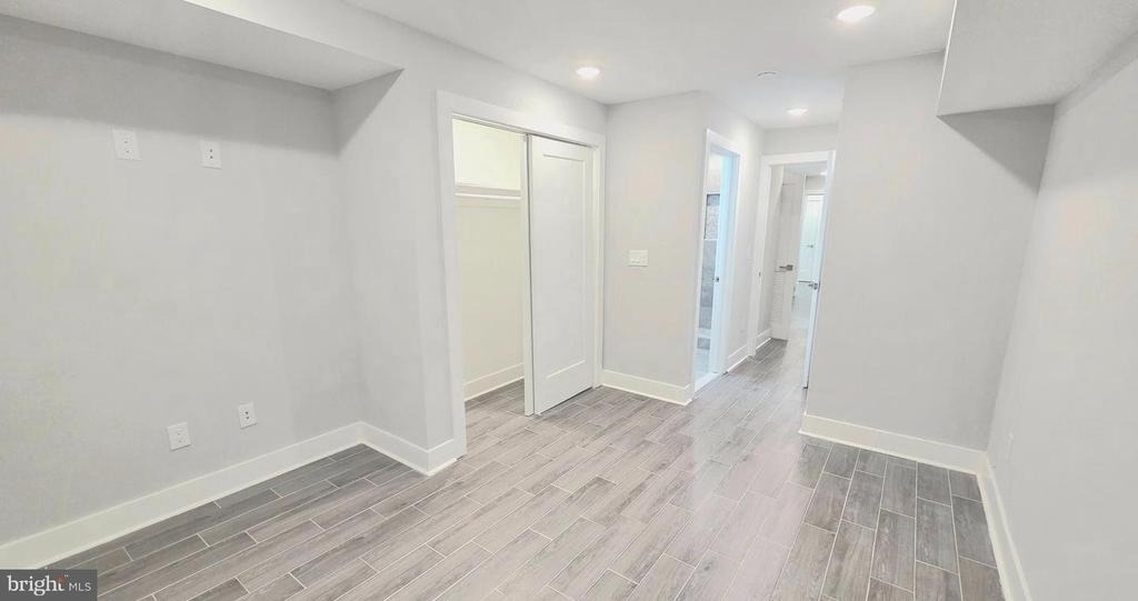 5233 Chancellor Street - Photo 14