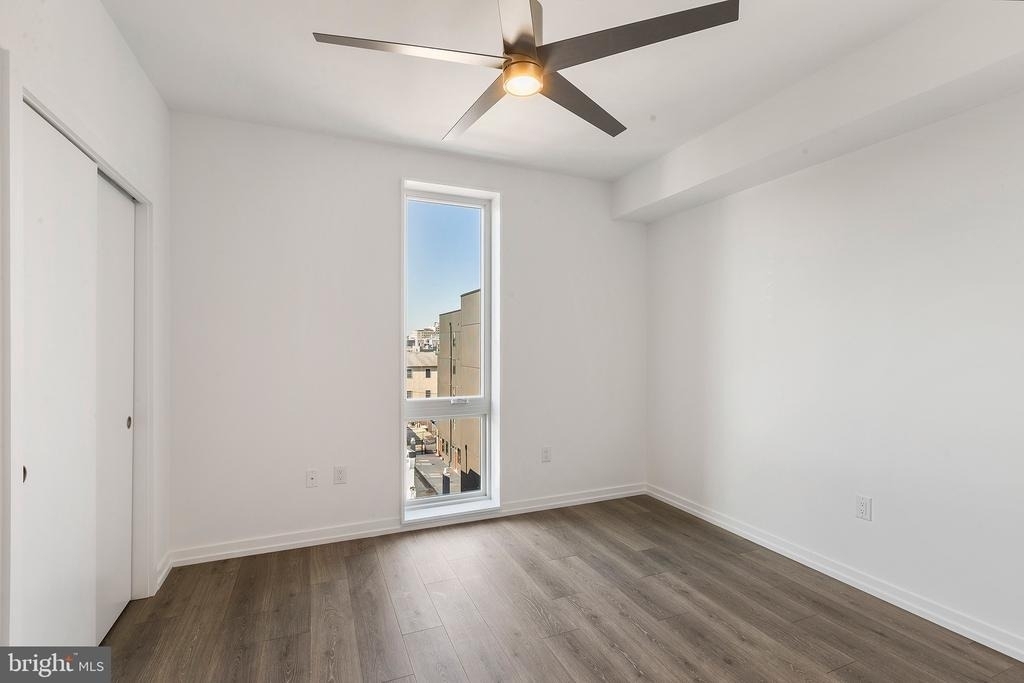 1229 Front St - Photo 6