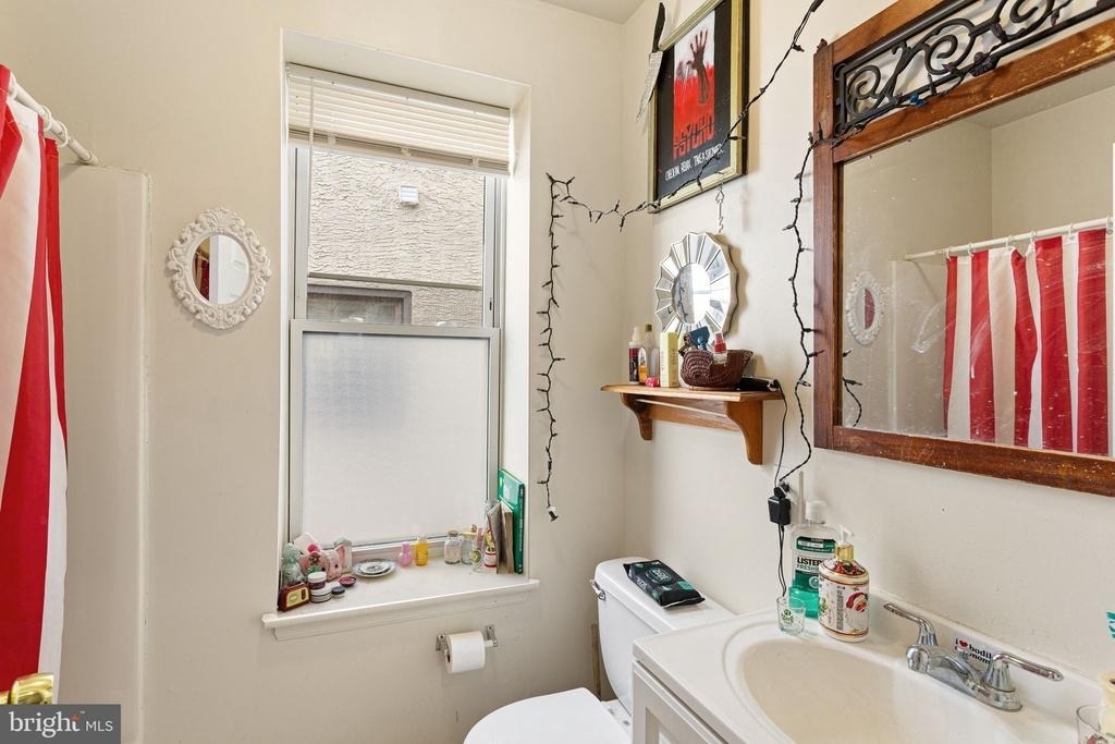 1910 N 17th Street - Photo 1