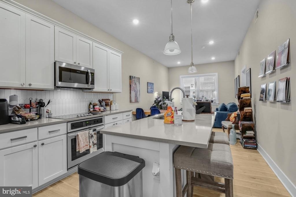2621 W Jefferson Street - Photo 3