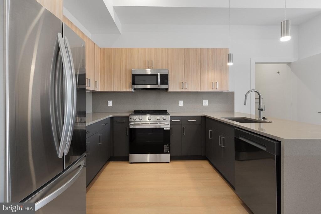 1731 Tilghman Street - Photo 2