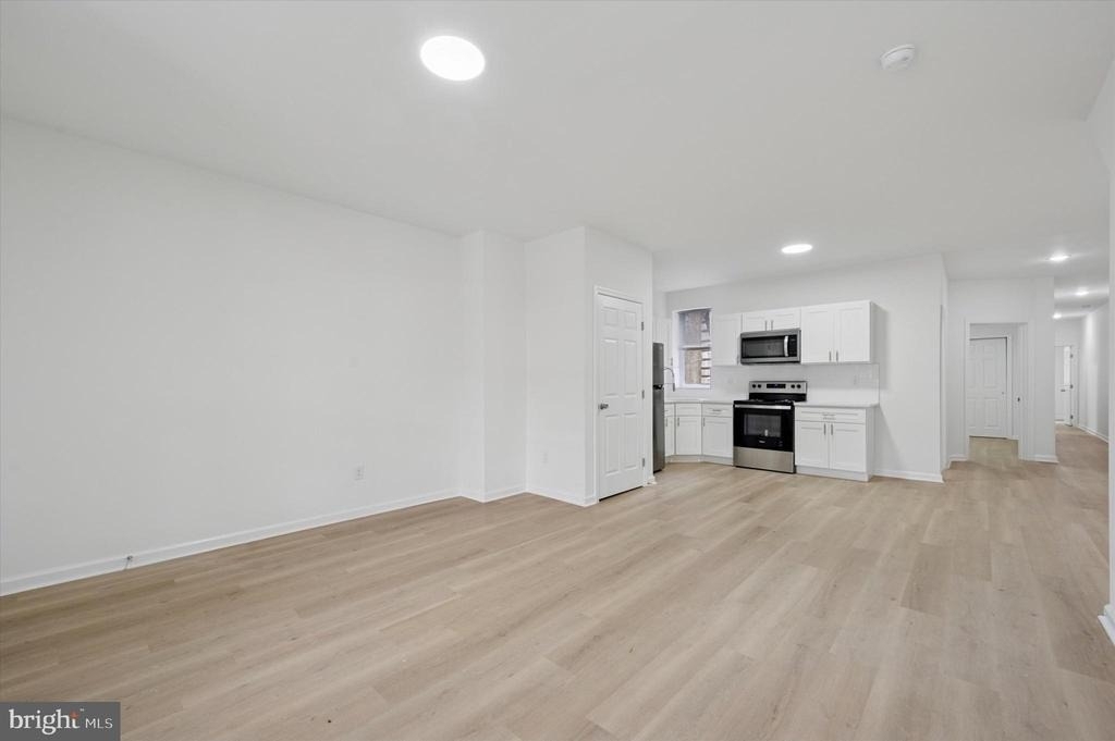 5431 Walnut Street - Photo 2