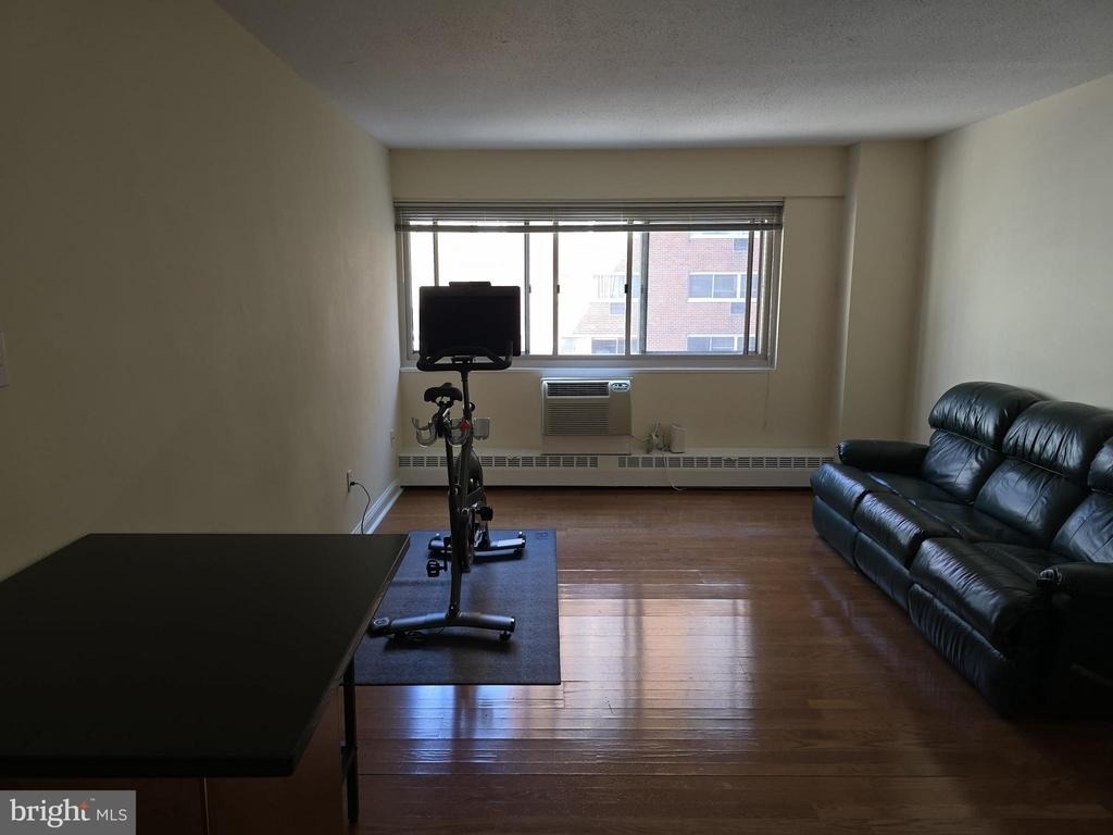 2101-17 Chestnut Street - Photo 1