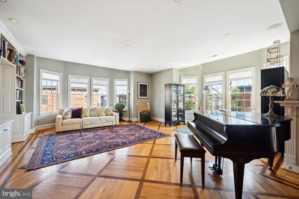 624 S 6th Street - Photo 3
