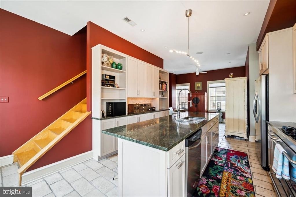 624 S 6th Street - Photo 8