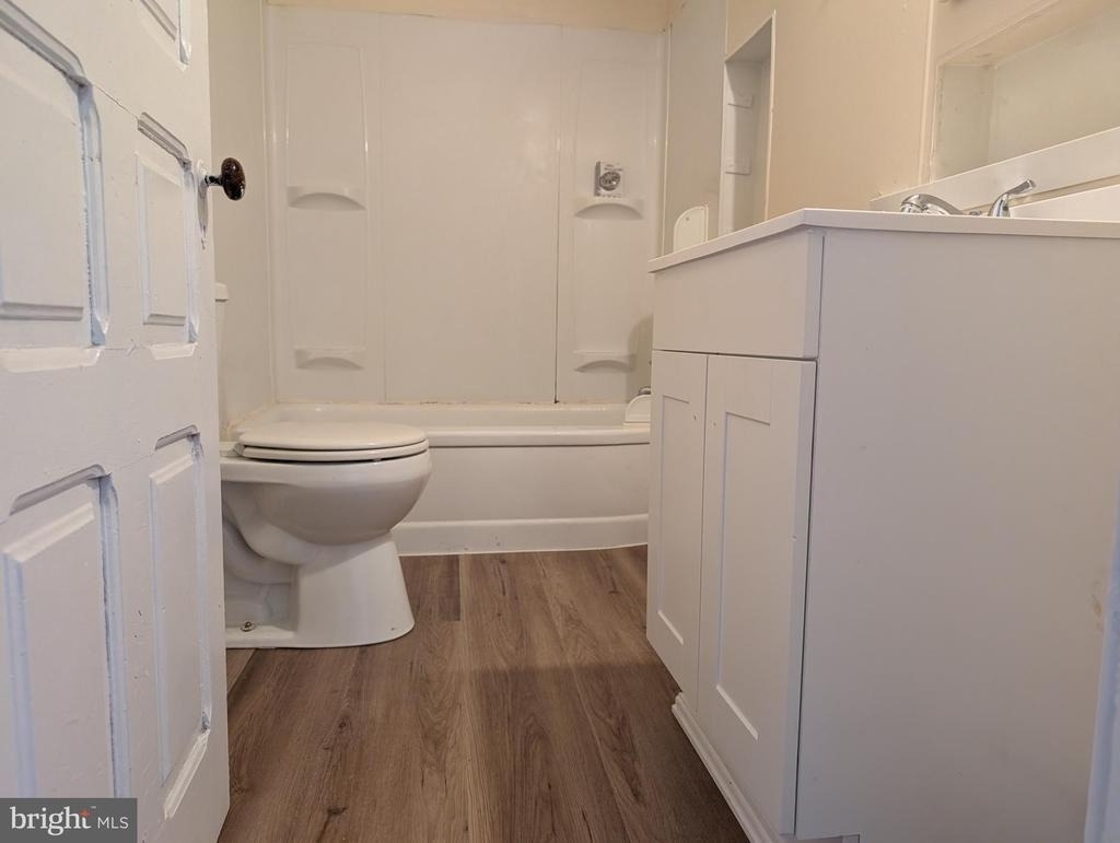 646 Chestnut Street - Photo 4