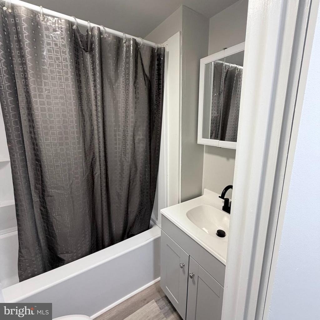 980 Scotland Ave - Photo 10