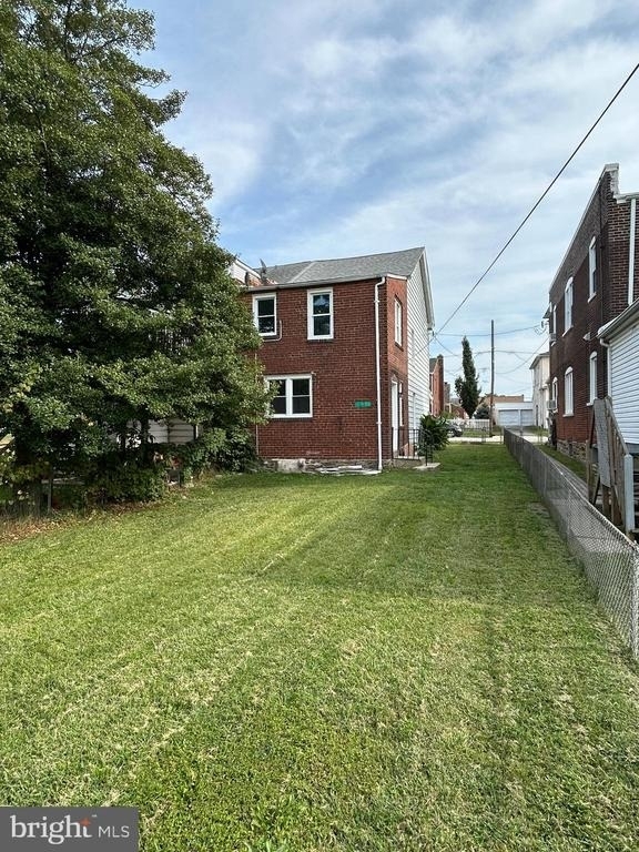 1312 E 13th Street - Photo 11
