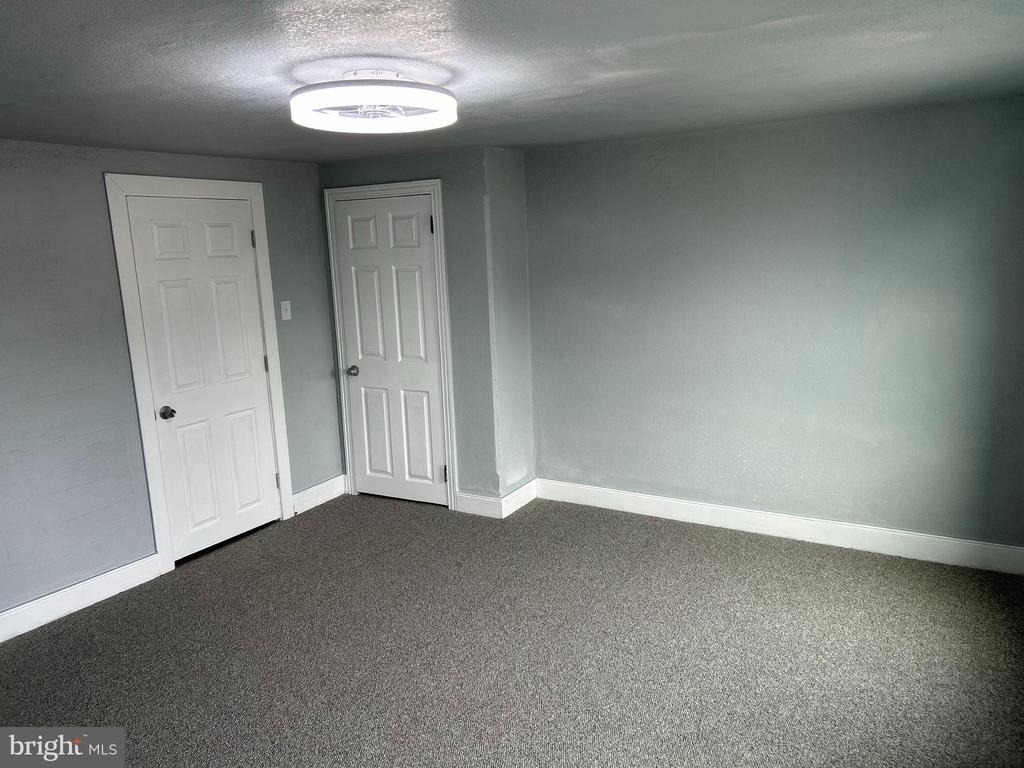 1312 E 13th Street - Photo 14