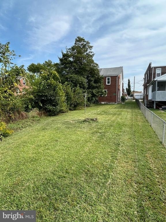 1312 E 13th Street - Photo 12