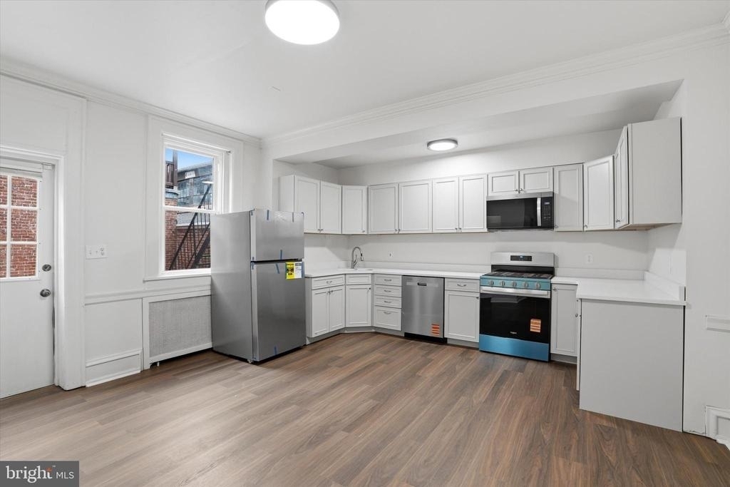 112 N 11th Street - Photo 9