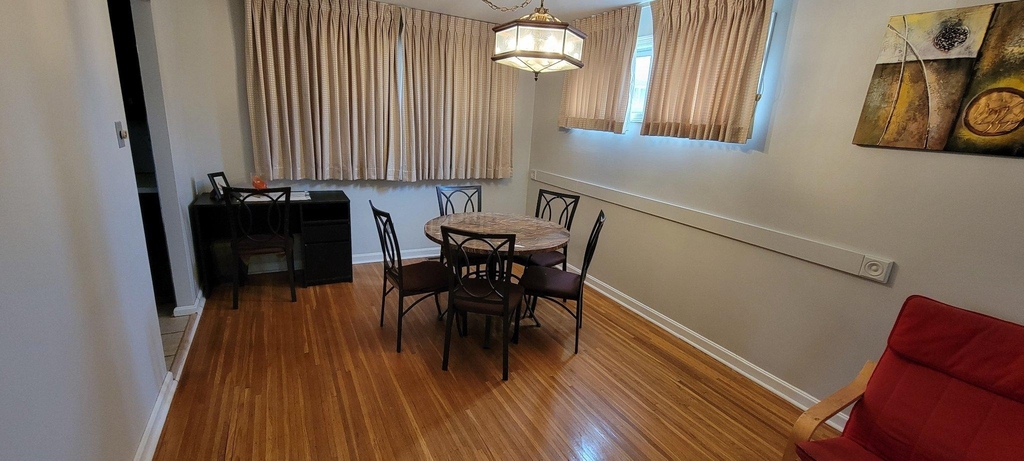 117 N Brookfield Road - Photo 1