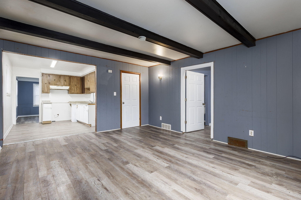 19435 Mccormick Street - Photo 11