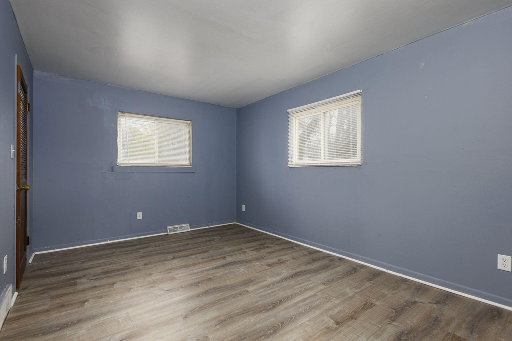 19435 Mccormick Street - Photo 14