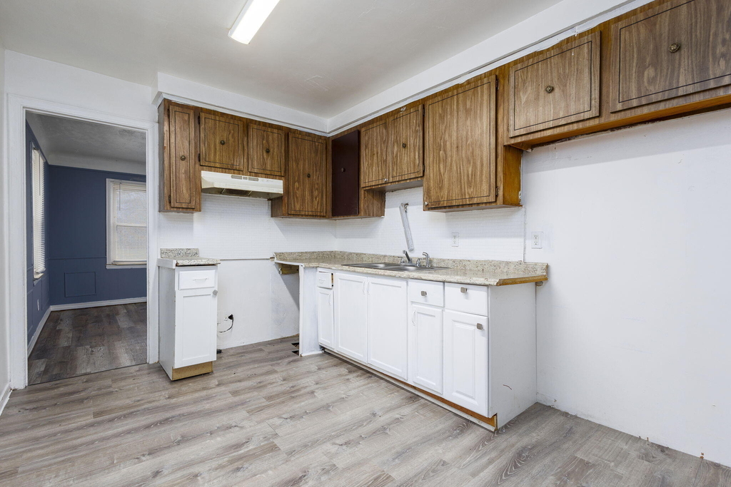 19435 Mccormick Street - Photo 6