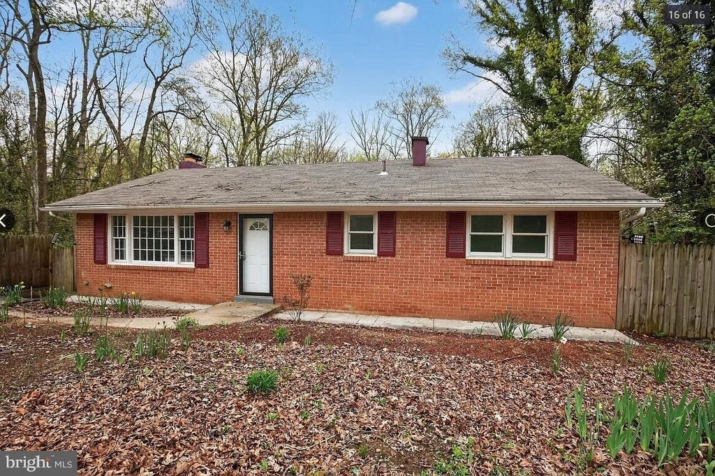 8512 Rose Marie Drive - Photo 15