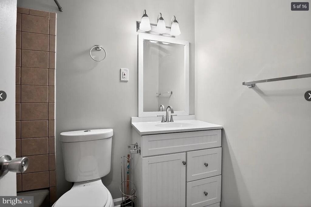 8512 Rose Marie Drive - Photo 4
