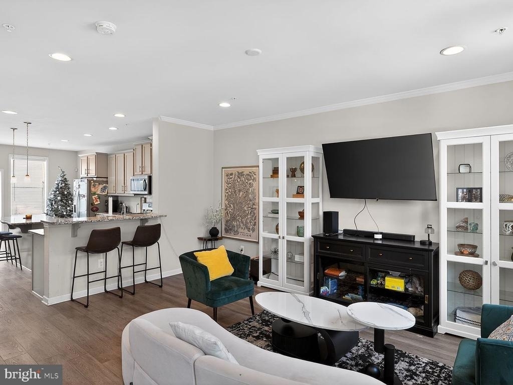 10321 Vista Meadow Way - Photo 4