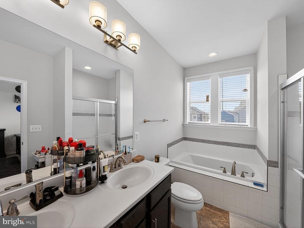 10321 Vista Meadow Way - Photo 2