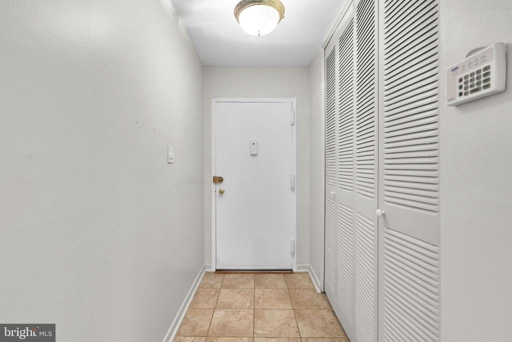 10643 Weymouth Street - Photo 3