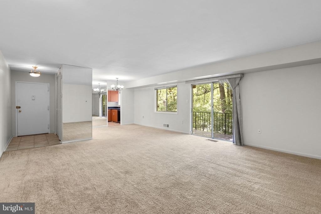 10643 Weymouth Street - Photo 5