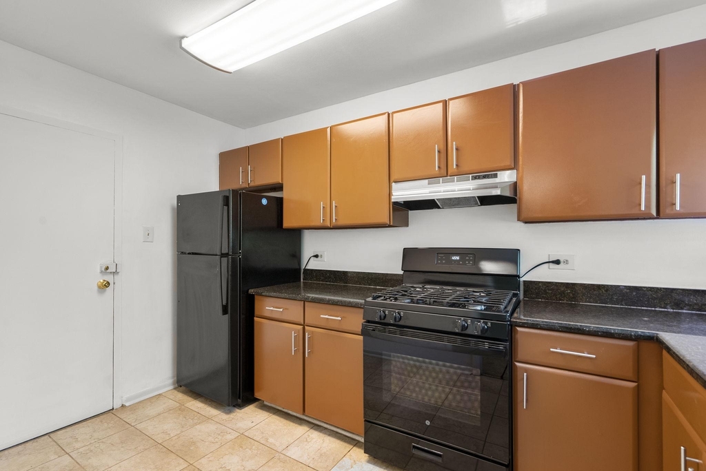 10643 Weymouth Street - Photo 13