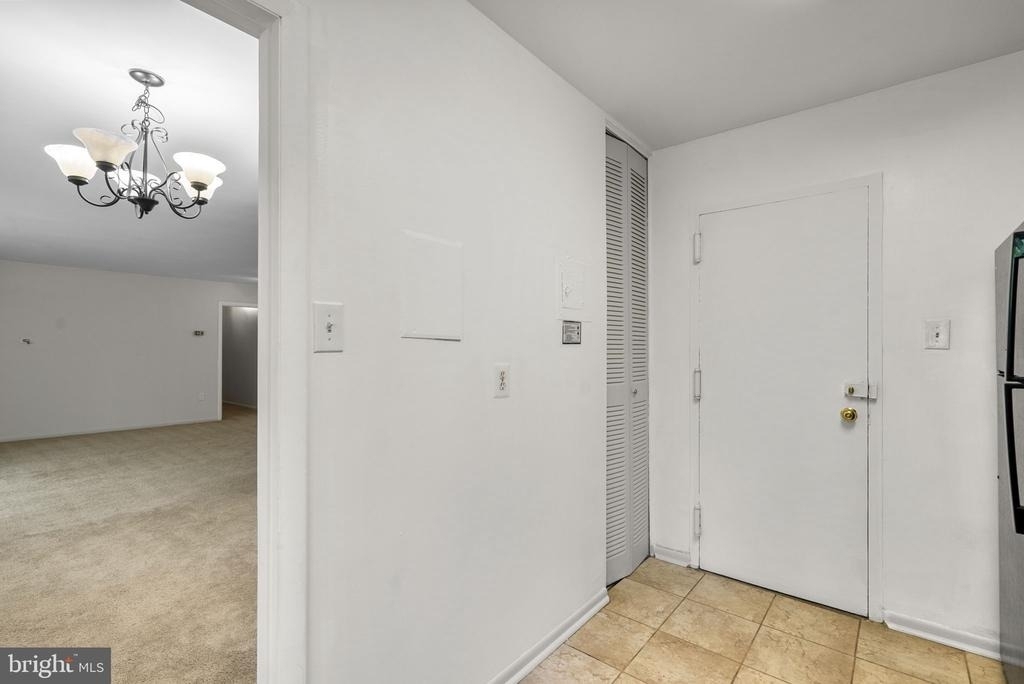 10643 Weymouth Street - Photo 14